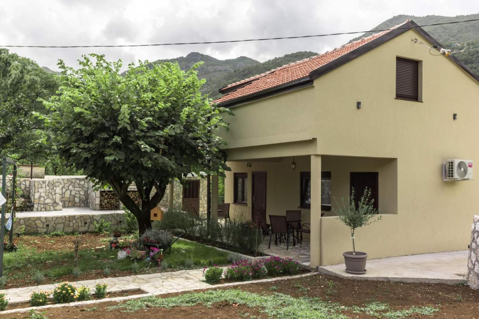 Aria Apartment Cetinje Ngoại thất bức ảnh